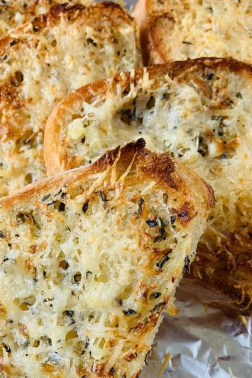 close up of garlic bread